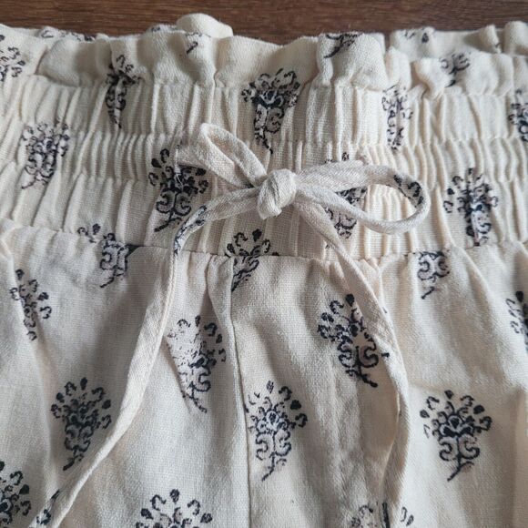 A New Day Womens XL Linen Blend Shorts Paperbag High Rise Pull On Beige Print - Picture 7 of 14